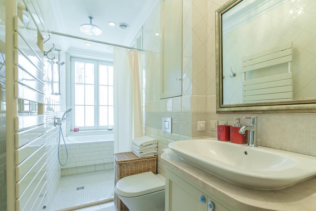 Rent A Flat - Old Town Apartments กดัญสก์ ภายนอก รูปภาพ
