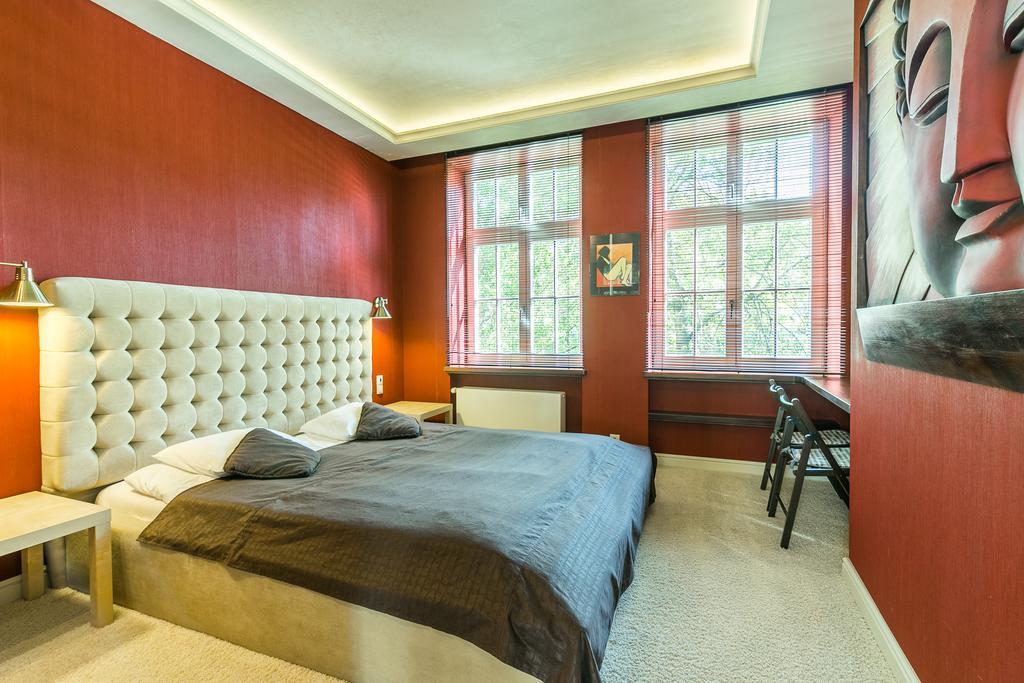 Rent A Flat - Old Town Apartments กดัญสก์ ภายนอก รูปภาพ
