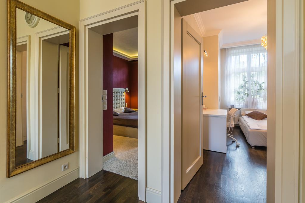 Rent A Flat - Old Town Apartments กดัญสก์ ภายนอก รูปภาพ